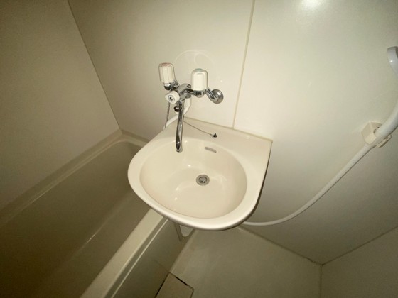 洗面設備　※別部屋の写真です