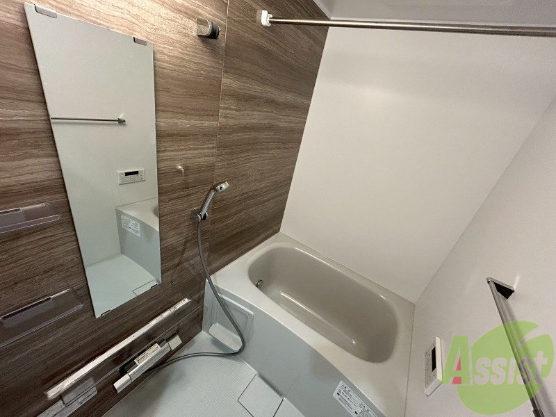 バス・シャワールーム　浴槽があるので、ゆっくり湯船に浸かることが出来ます。