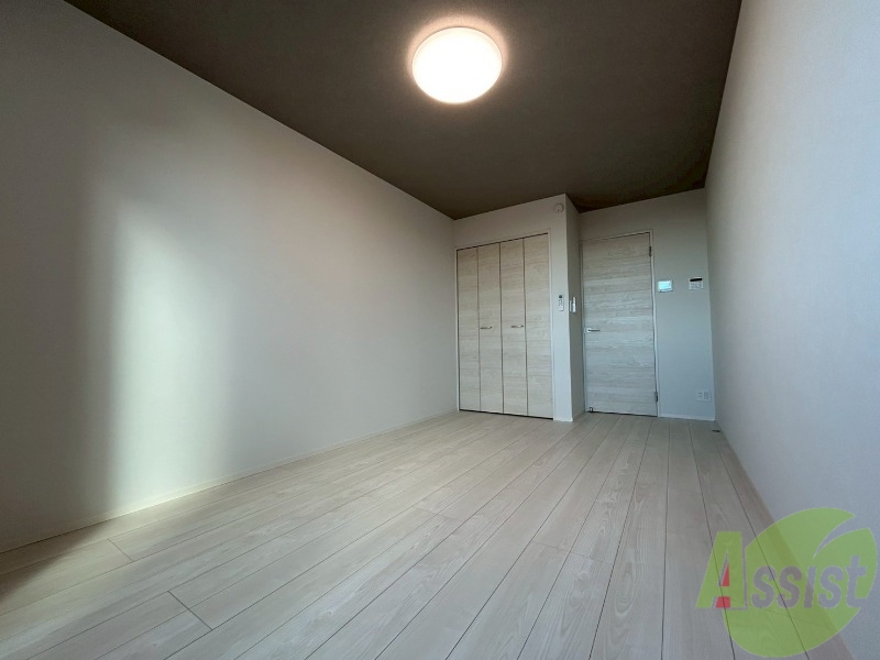 その他部屋・スペース　別角度から見た洋室です。いかがでしょうか。