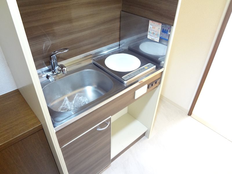 キッチン　シングルレバーで利便性良し