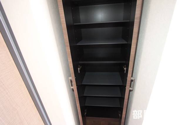 玄関　シューズボックスです