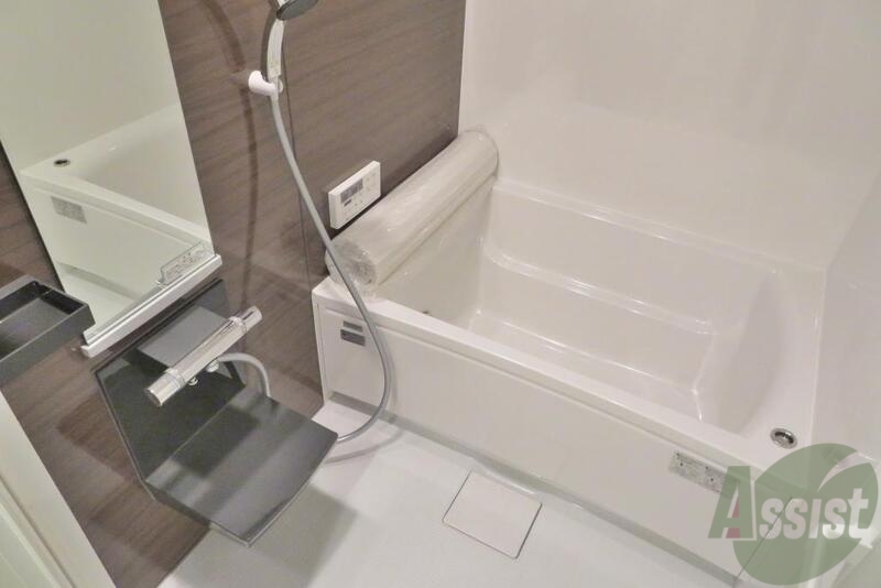 バス・シャワールーム　こんな感じの新しいお風呂に入ってみたいですね