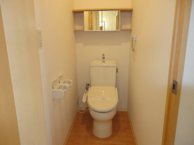 トイレ　シャワー付トイレ