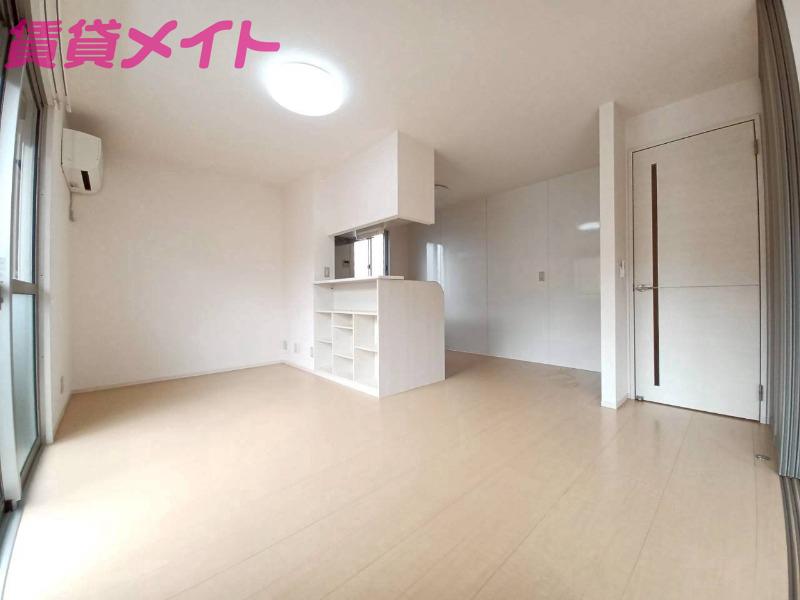 居室・リビング　同タイプのお部屋です。