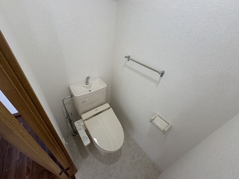 トイレ　ウォシュレット！