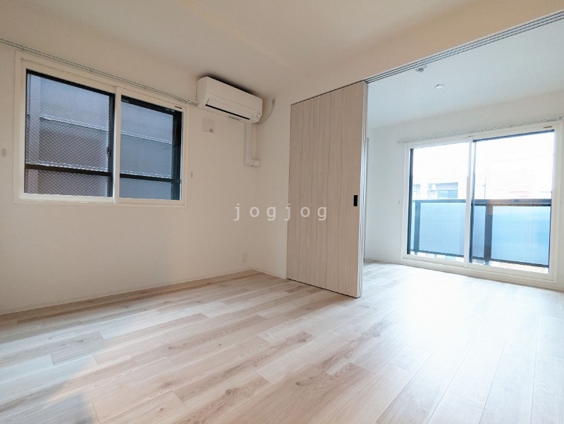 居室・リビング　同号室タイプ写真