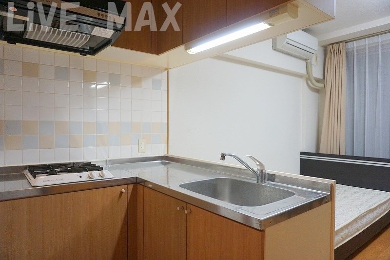 キッチン　2口ガスコンロ付きシステムキッチン