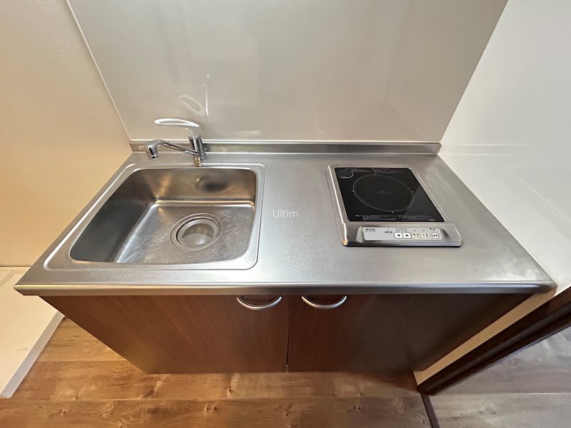 キッチン　※同タイプの他のお部屋です