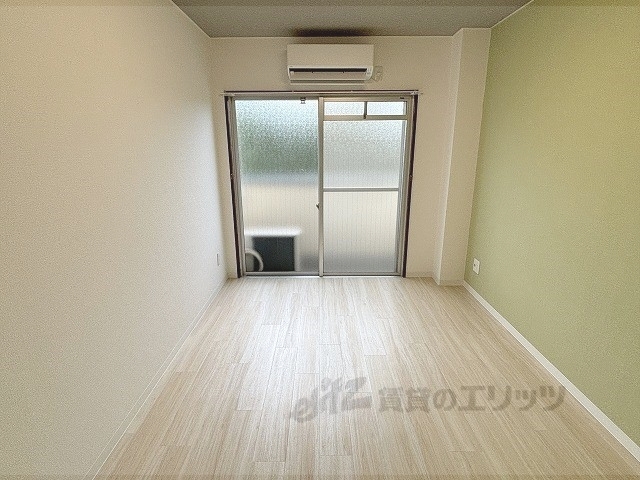 居室・リビング　洋室