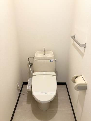 トイレ　シャワートイレ