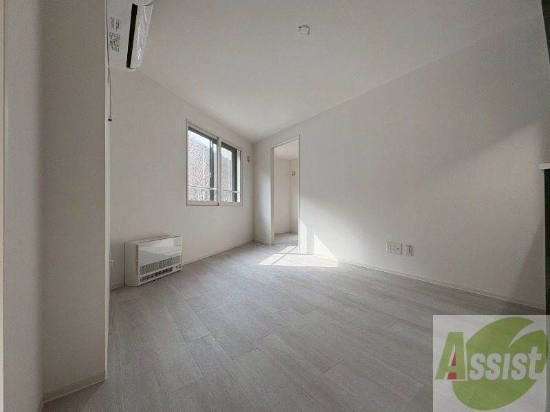 居室・リビング　広々としたリビングですね。使い勝手がよさそうですね！