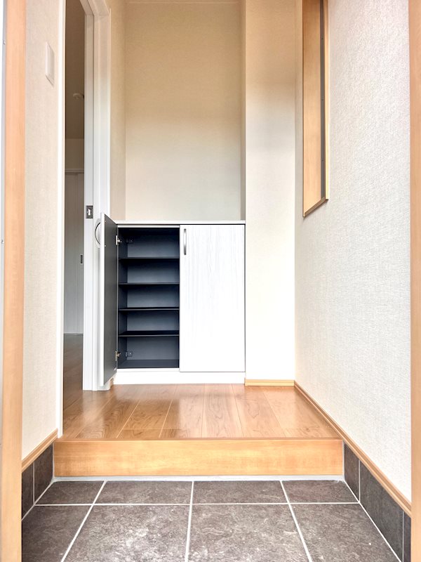 エントランス　(イメージ)