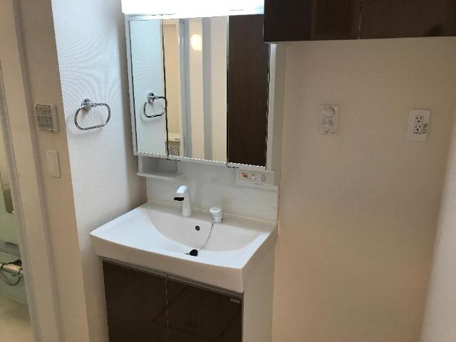 洗面設備　洗髪洗面化粧台（イメージ）