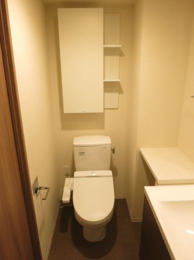 トイレ　別号室参考写真