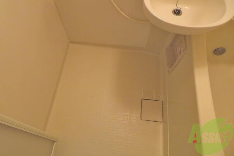 バス・シャワールーム　１日の疲れを癒す場所はここです。いかがでしょうか。