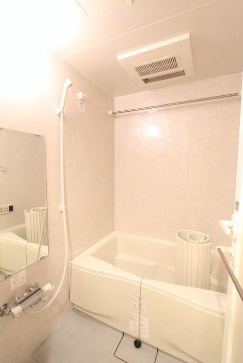 バス・シャワールーム　※別部屋の参考写真です。