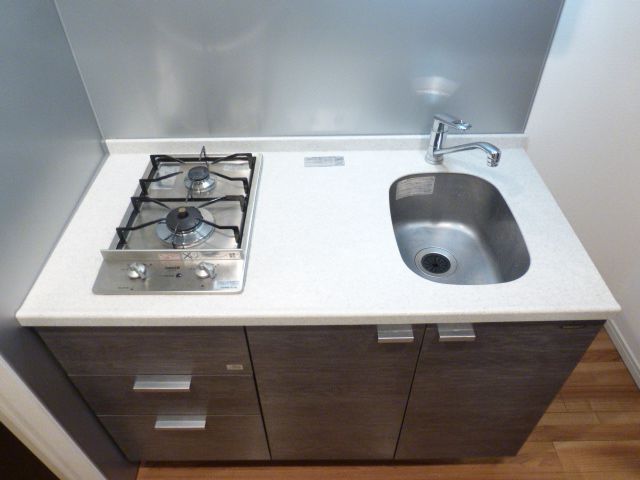 キッチン　※別部屋参考写真