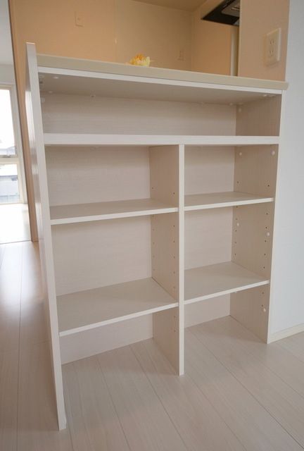 収納　★棚もはじめに付いています★