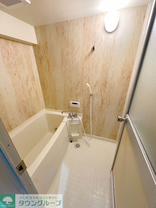 バス・シャワールーム