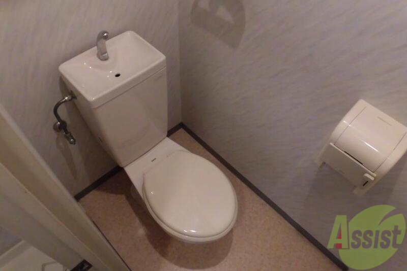 トイレ　清潔感のあるトイレですねー