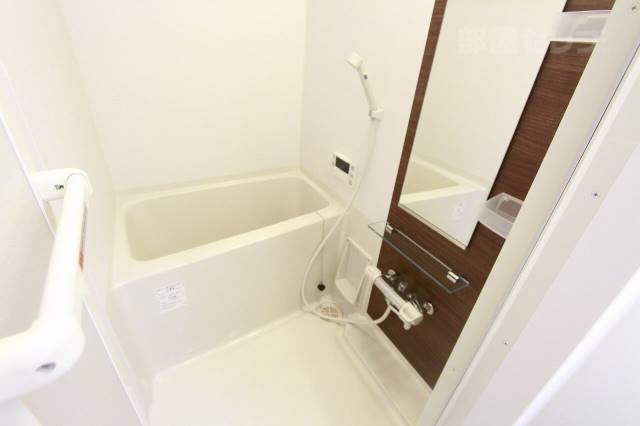 バス・シャワールーム　※２０２号室室内参照