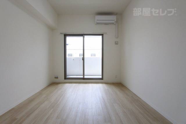 居室・リビング　※２０２号室室内参照