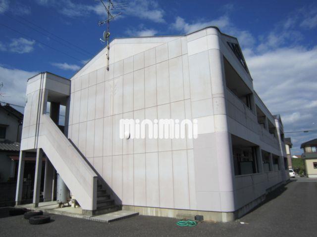 建物外観　重量感のある建物