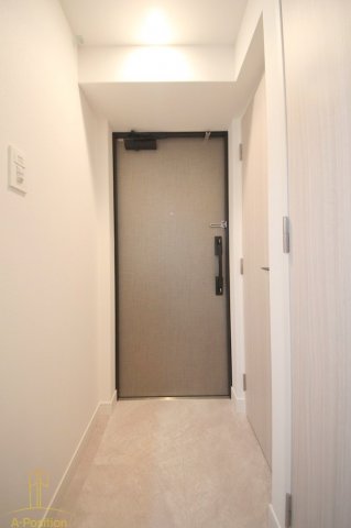 玄関　S-RESIDENCE福島Grande