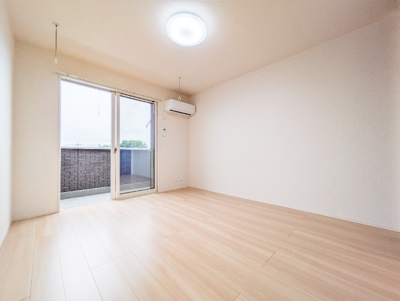 居室・リビング　図面と現状に相違がある場合には現状を優先