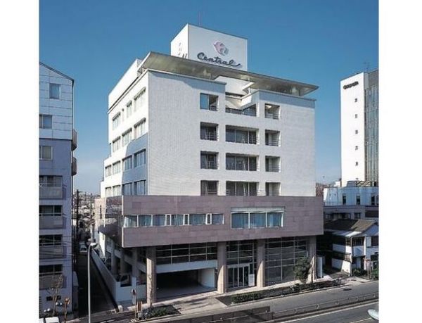 ドラックストア　ツルハドラッグ渋谷センター街店（ドラッグストア）まで883m