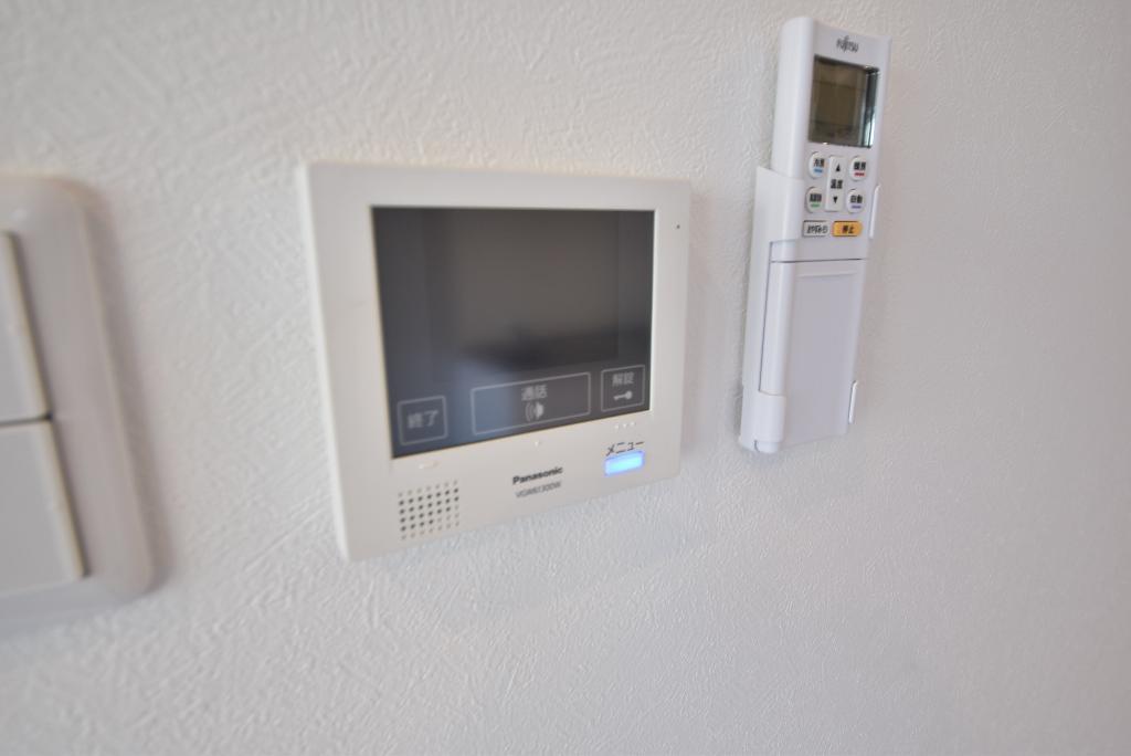 セキュリティ　カメラ付インターホン