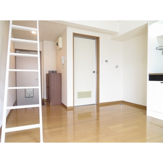 居室・リビング　ゆったりとした居間です