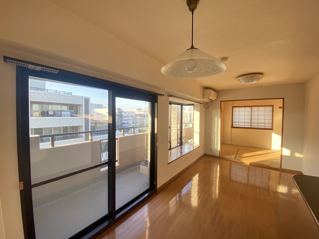 居室・リビング　リビング