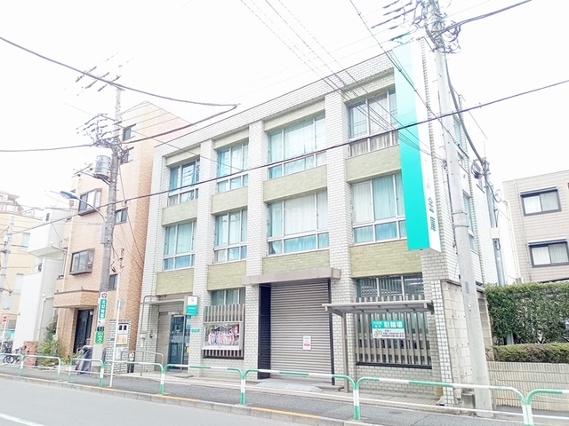 銀行　城北信用金庫浮間支店（銀行）まで852m