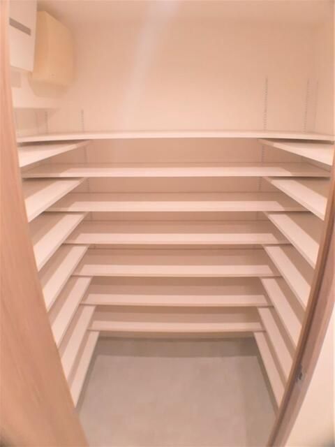 玄関　別タイプ部屋　参考写真です