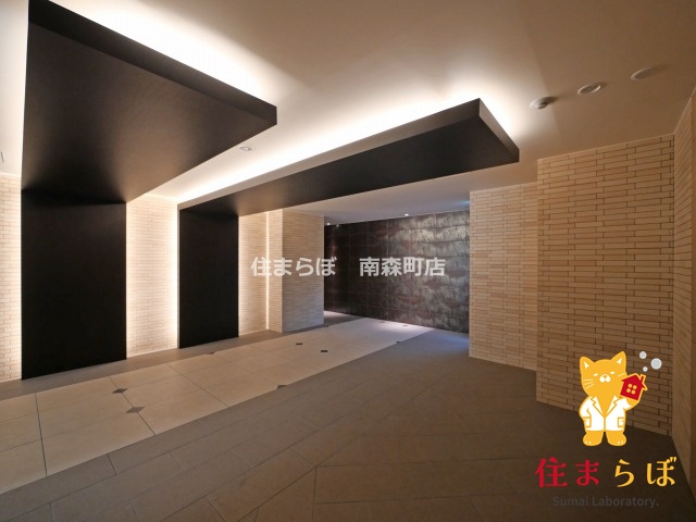 エントランス　共用部の印象も大切に