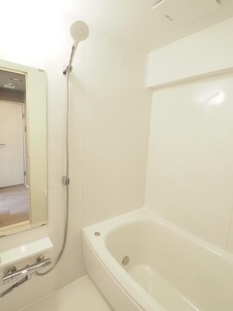 バス・シャワールーム　きれいなお風呂です