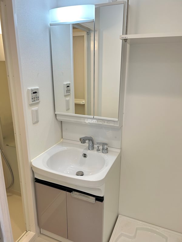 洗面設備　別のお部屋のお写真です。ご参考までに。