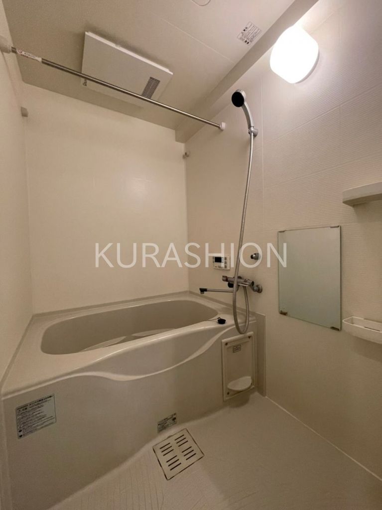 バス・シャワールーム　バス