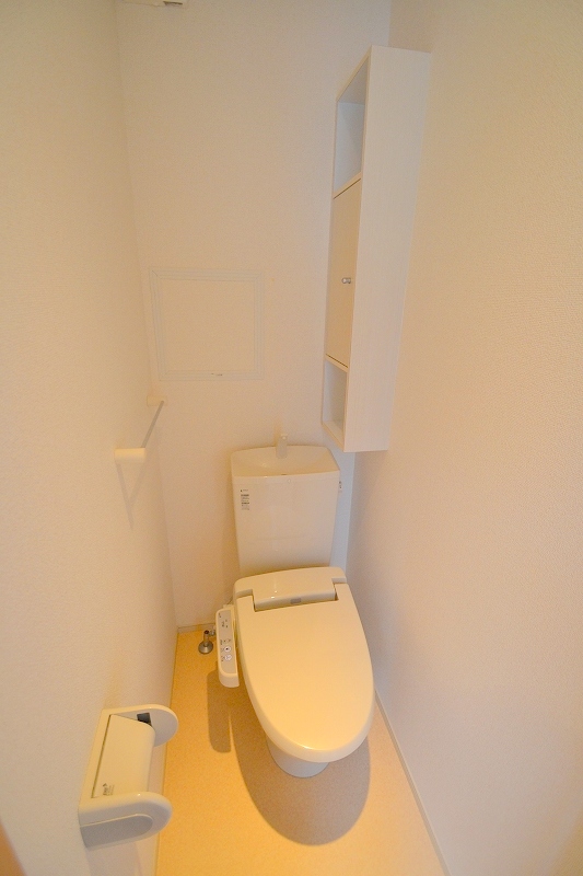 トイレ　お問合せはシティホーム海田センター　082-821-2227