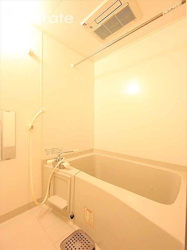 バス・シャワールーム　バスルーム