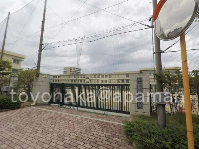 小学校　南桜塚小学校（小学校）まで3861m