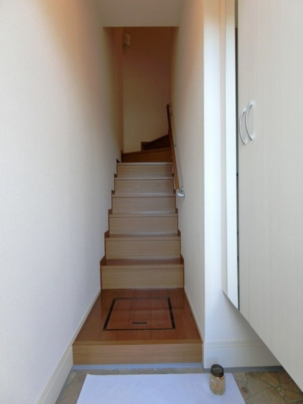 玄関　図面と現状に相違がある場合には現状を優先