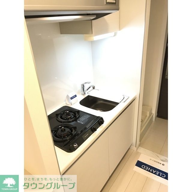 キッチン　※部屋タイプによって色が異なる場合がございます