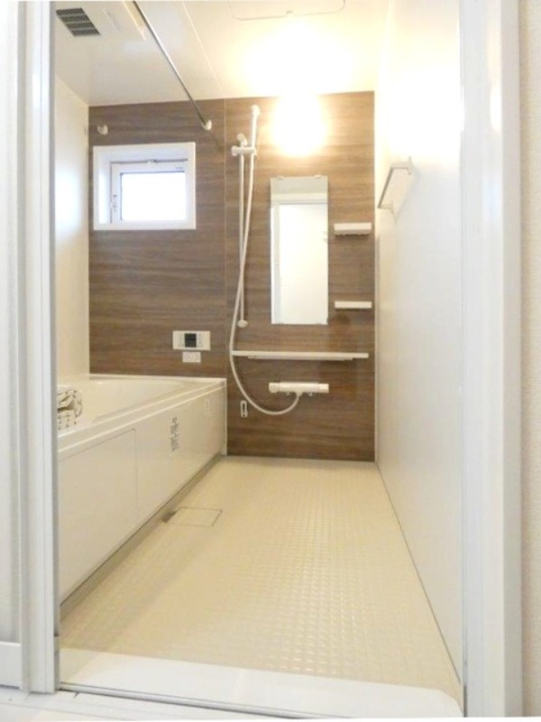 バス・シャワールーム　図面と現状に相違がある場合には現状を優先