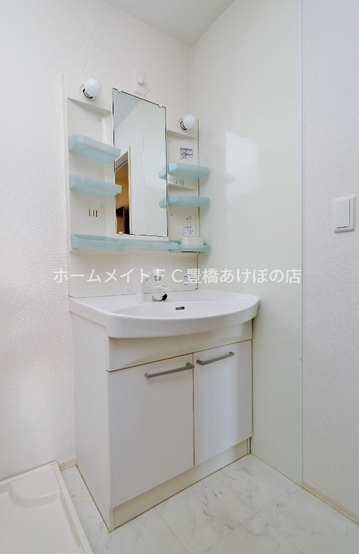 洗面設備　同型別部屋写真