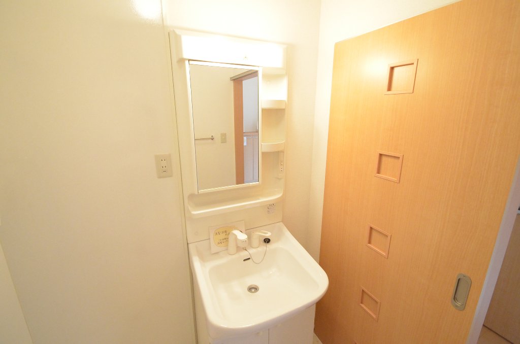 洗面設備　洗髪洗面化粧台