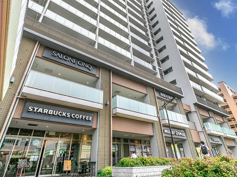 ショッピングセンター　アーバス南千里（ショッピングセンター）まで516m