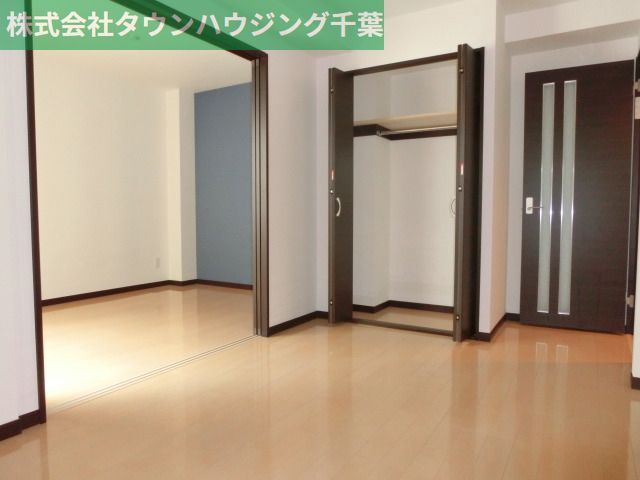 居室・リビング　開放的に使える居室