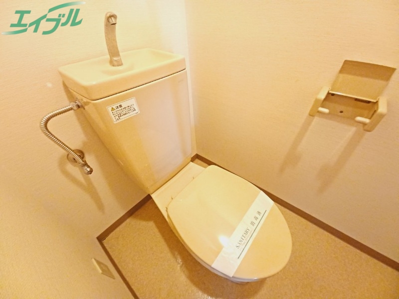 トイレ　別部屋参考写真です。